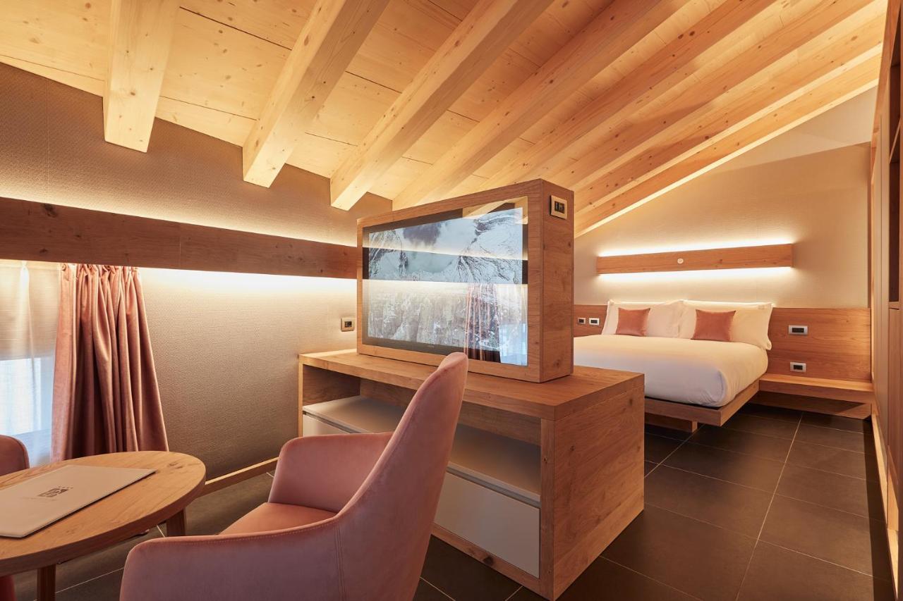 Hotel Dimora Degli Dei Livigno Esterno foto